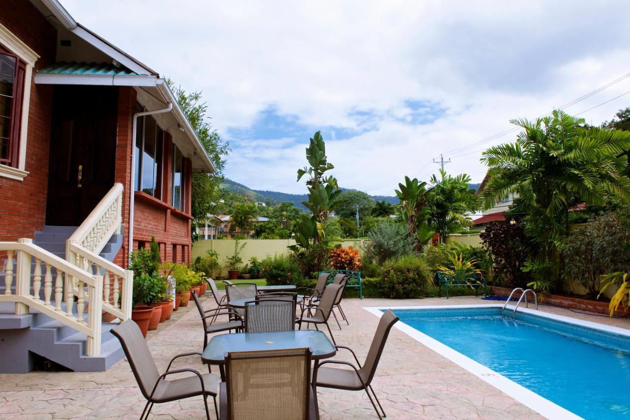 Heritage Inn Trinidad Belmont Extérieur photo